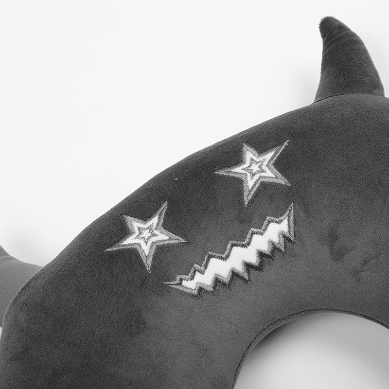 梁拌泡菜PC周边原创可爱幽灵护颈枕午睡枕头男女旅行飞行U枕情侣,淘宝优惠券,粉丝福利购,淘宝优惠卷