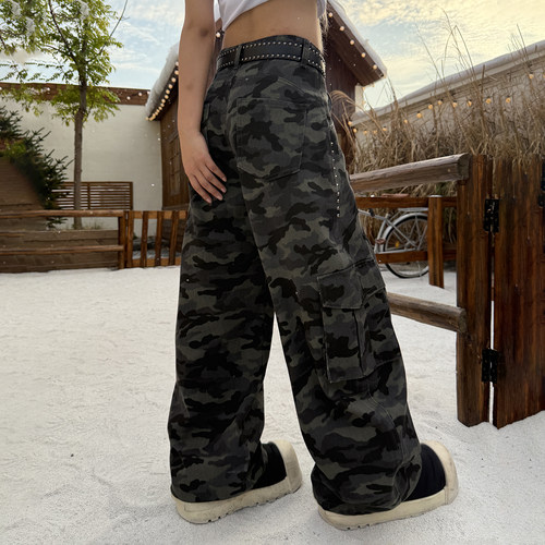 梁拌泡菜美式狩影圣痕迷彩工装裤设计感十字架街头风宽松休闲裤 - 图2