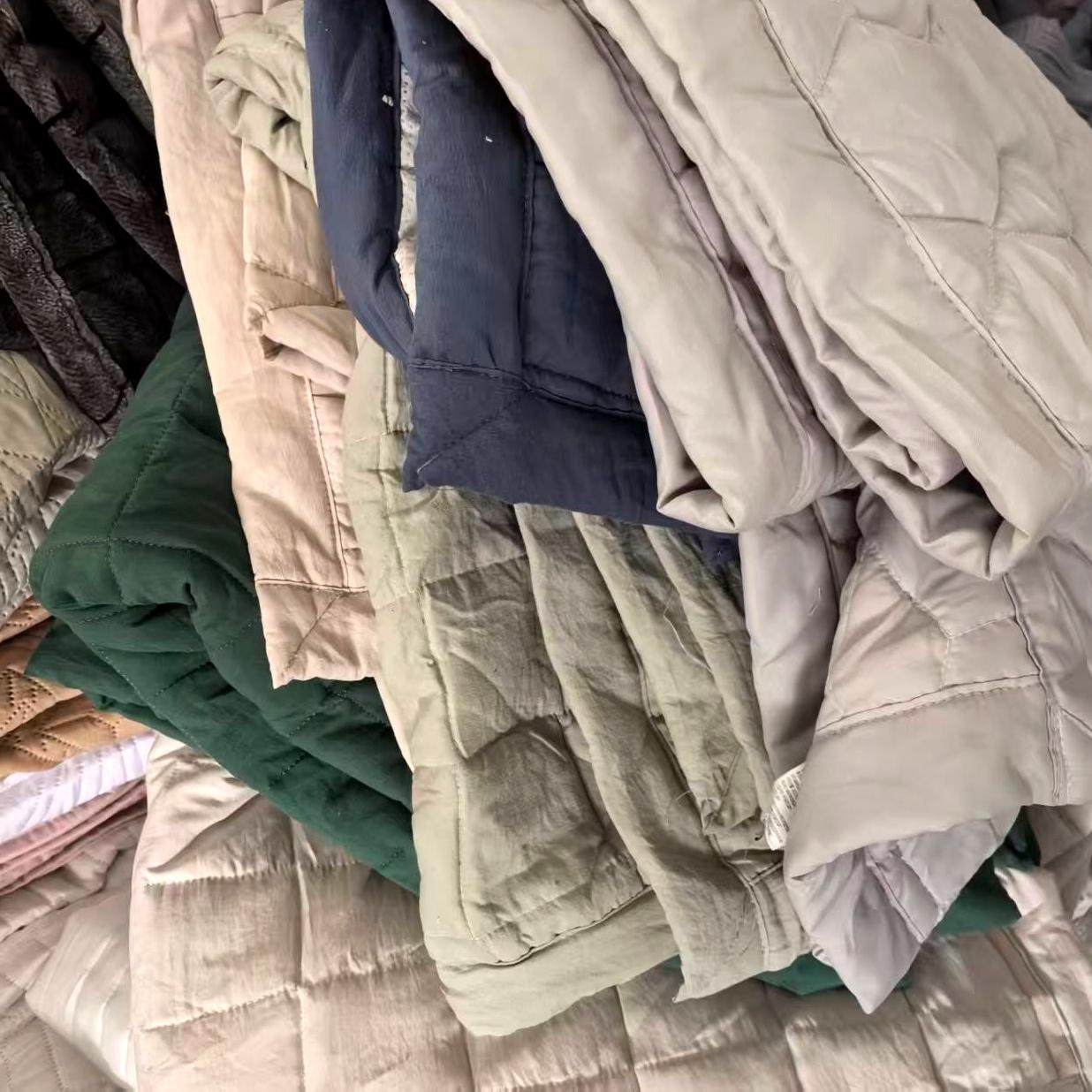 出口外贸微瑕尾货床盖出租屋铺床铺沙发绗缝垫性价比床盖清仓,淘宝优惠券,粉丝福利购,淘宝优惠卷