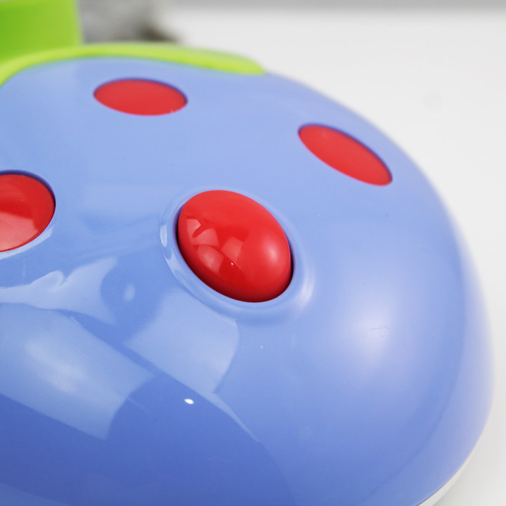 宝视达LED护眼台灯 卧室床头学生书桌可爱草莓卡通阅读灯 六一