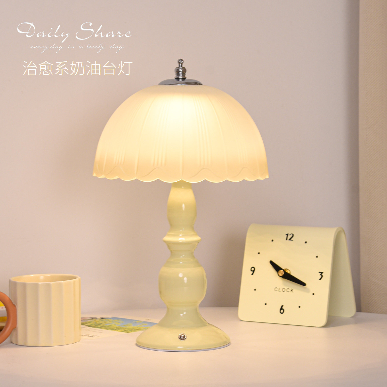 2025新款法式奶油风台灯卧室床头灯浪漫公主儿童少女孩氛围装饰灯