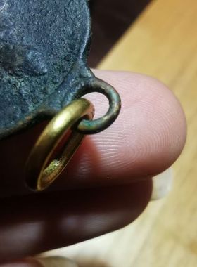 藏传老利马铜黄财神托甲牌吊坠