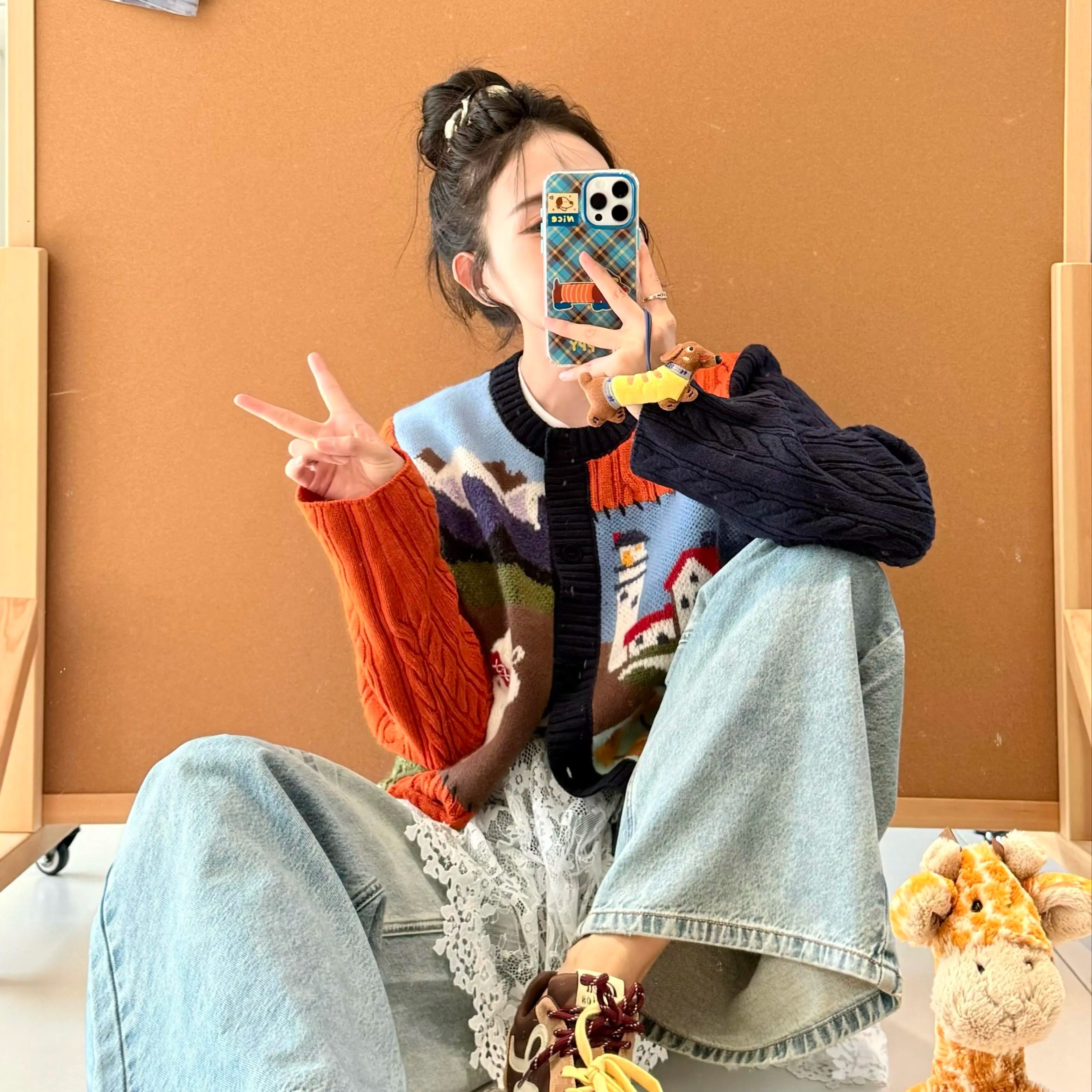 毛衣外套2025秋季新品童趣风景拼块毛织绞花圆领长袖短针织开衫女,淘宝优惠券,粉丝福利购,淘宝优惠卷