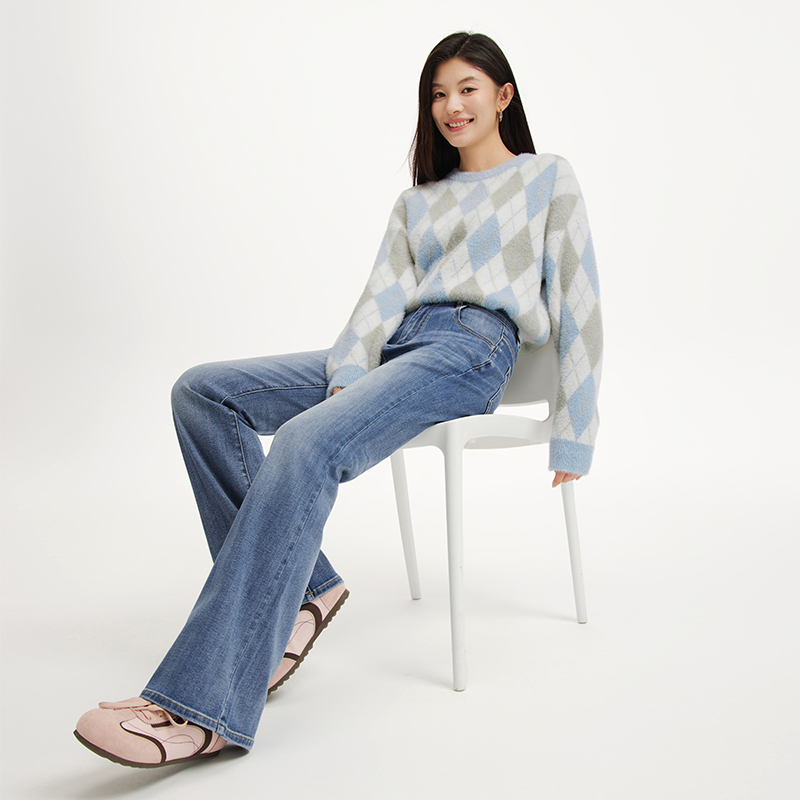 热风女士绒感打底衫毛衣025年冬季新款复古菱格绒感圆领针织衫 - 图3