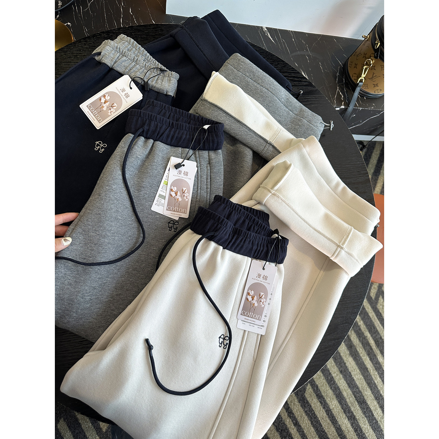 舒适至上!~复合密密绒弯刀休闲裤子女秋冬新两穿高腰抽绳加绒卫裤,淘宝优惠券,粉丝福利购,淘宝优惠卷