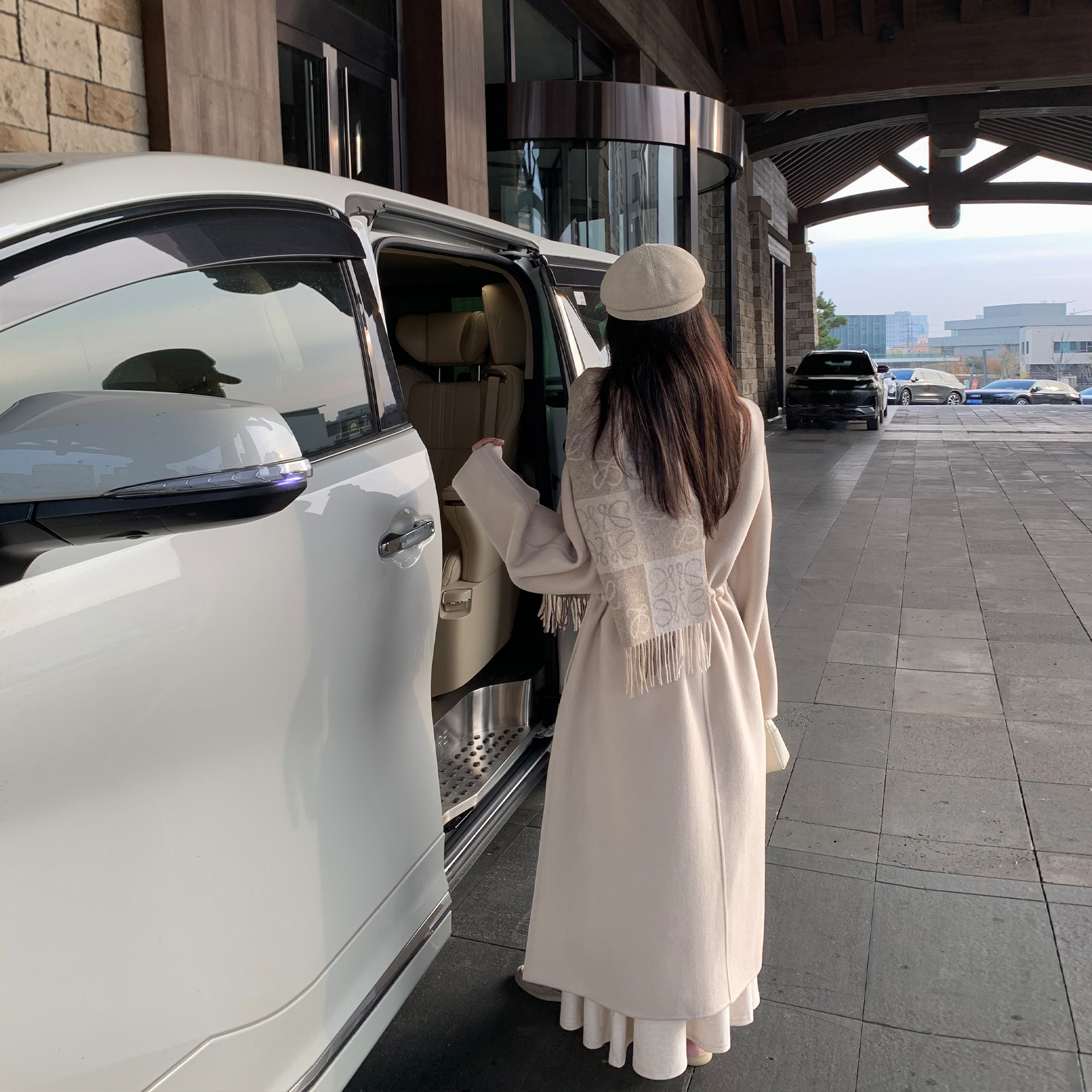 Middletone 新晋大衣 Max秀场双面羊毛大衣女长款抽绳毛呢外套 - 图2