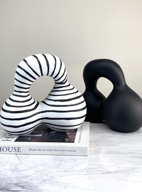 黑白条纹抽象艺术摆件现代北欧极简几何样板房售楼处软装饰品摆设