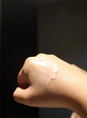 男女晒后修护保湿去红血丝护肤品