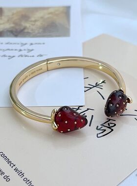 时尚女式金属草莓手镯