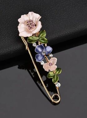 Flower Petal Rhinestone Pins Women's Metal Pins Brooch Fashi