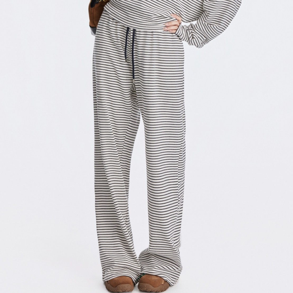 OTEBANBASS 25SS 斜肩条纹蝙蝠袖卫衣抽绳卫裤套装女卫衣运动套装,淘宝优惠券,粉丝福利购,淘宝优惠卷