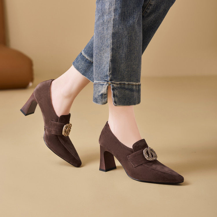 真皮尖头粗跟单鞋女2026新款复古羊反皮女鞋百搭水钻深口高跟鞋,淘宝优惠券,粉丝福利购,淘宝优惠卷