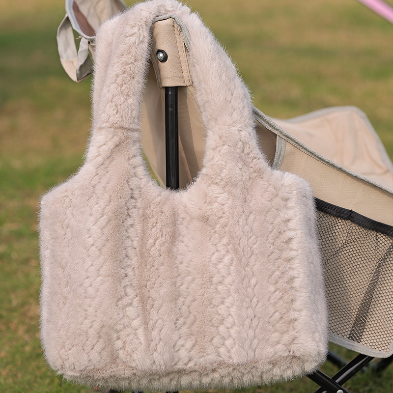 冬可爱时尚手提托特包菜篮子磁扣单肩包大容量毛绒包毛茸茸毛毛包,淘宝优惠券,粉丝福利购,淘宝优惠卷