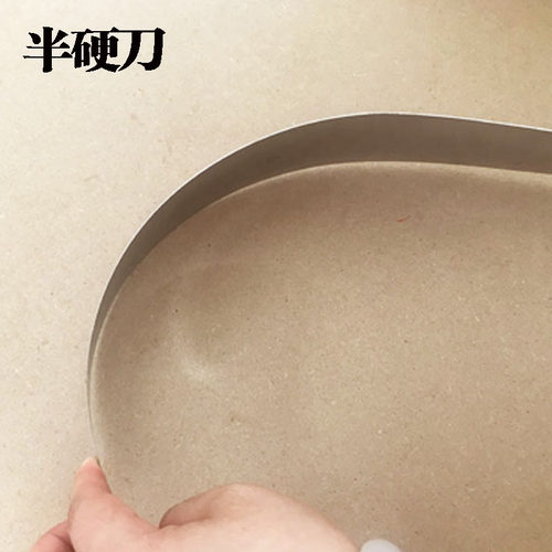 永生太极刀不锈钢软刀响刀半硬刀硬刀武术表演刀晨练刀成人未开刃 - 图1