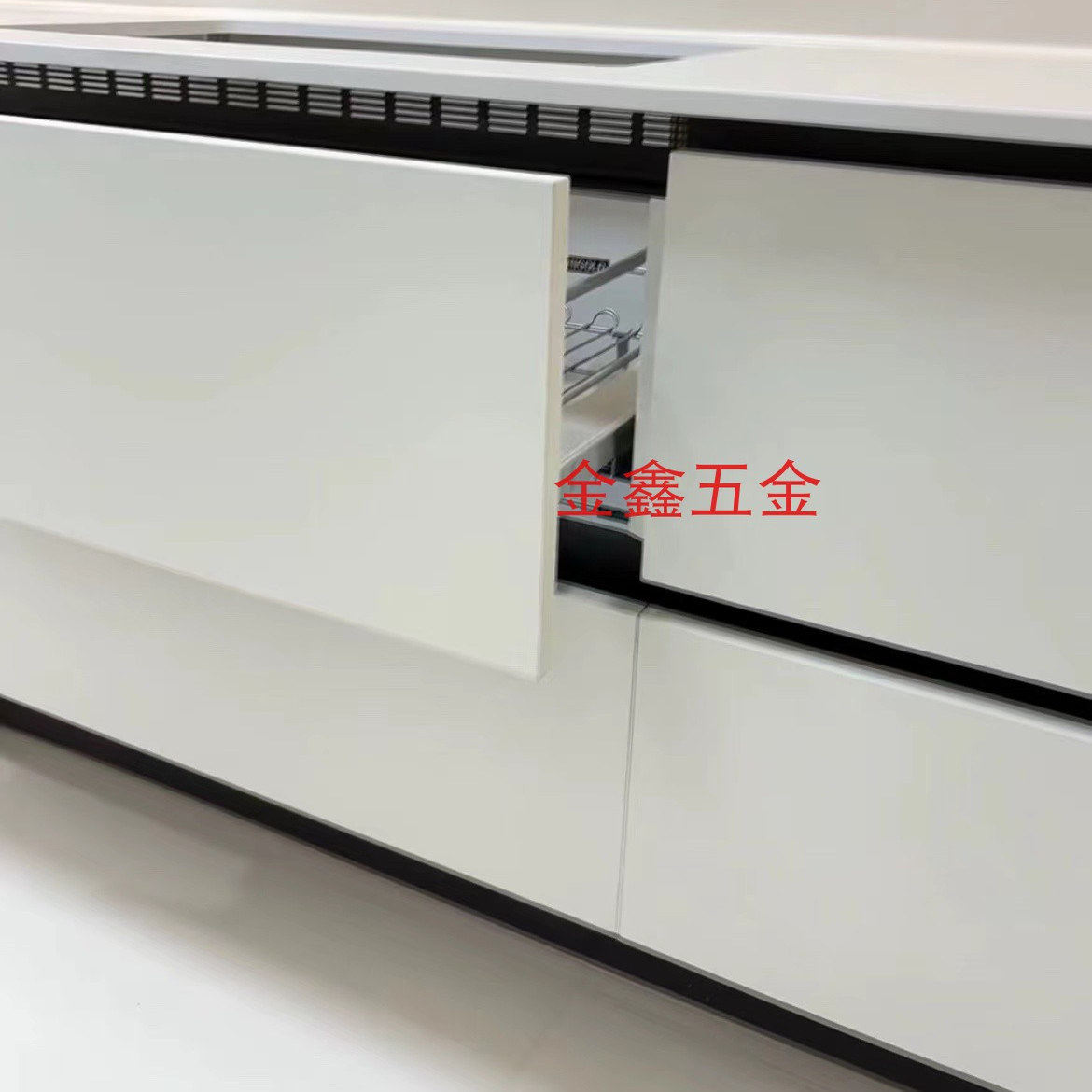 支持定制不断孔)橱柜地柜免拉手透气孔下柜铝合金鞋柜隐形L型拉手,淘宝优惠券,粉丝福利购,淘宝优惠卷