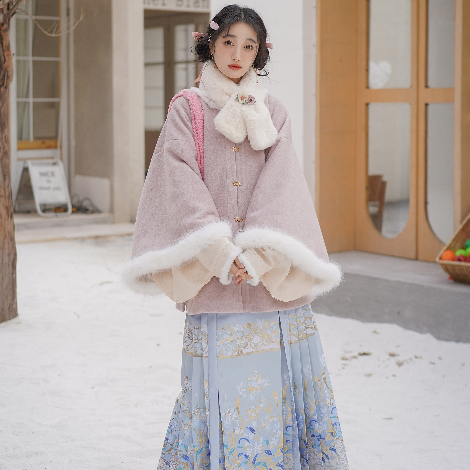 素羽华裳 春雪 明制汉服女仿妆花马面裙毛呢昭君袄新中式秋冬套装,淘宝优惠券,粉丝福利购,淘宝优惠卷