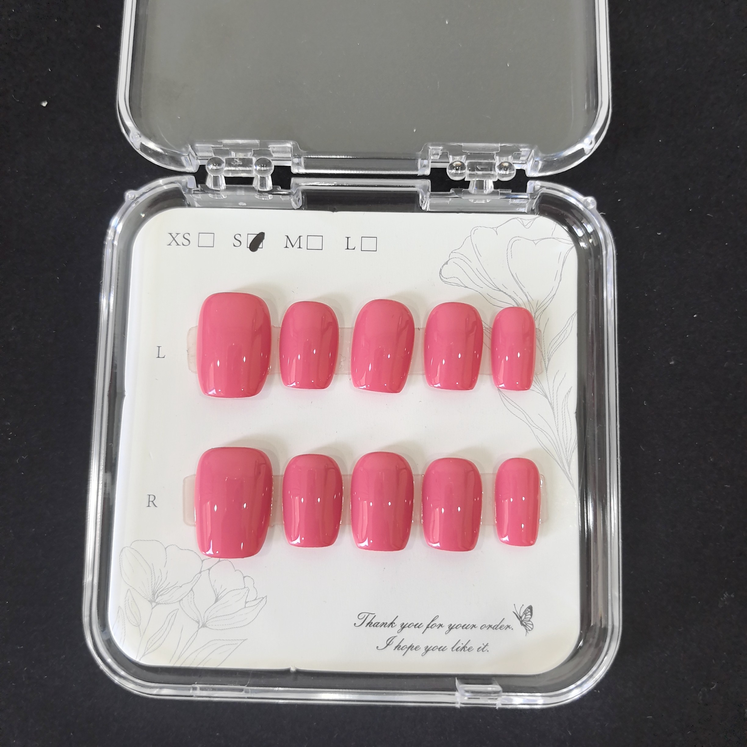 欧美辣妹玫红色亮面短款中方纯手工穿戴甲小众显白高级感简约美甲,淘宝优惠券,粉丝福利购,淘宝优惠卷