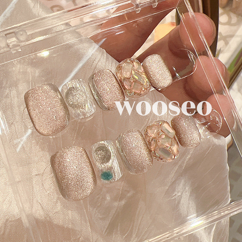 精致穿戴甲短款高级感手工猫眼豆豆甲穿戴式美甲2025新款指甲贴片,淘宝优惠券,粉丝福利购,淘宝优惠卷