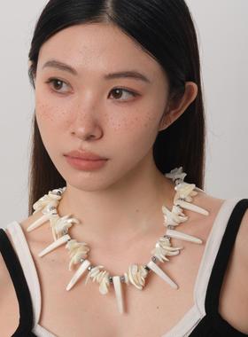 ON珍珠贝珠chocker中性重工妆造