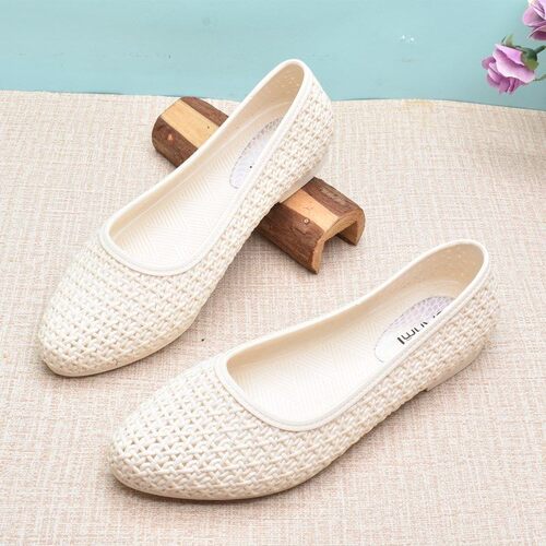 2024夏季女时尚尖头女平底凉鞋镂空洞洞防滑塑料防水浅口休闲女鞋 - 图2