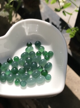 天然翡翠镶嵌戒指裸石