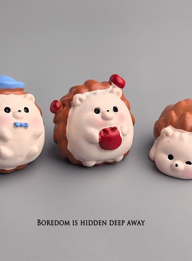 可爱小刺猬治愈桌面日式工位摆件