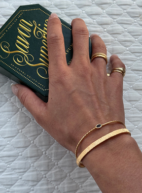 【CnHnOn脂肪商店】复古拉丝工艺镀金蓝宝石纹理极细小众手镯