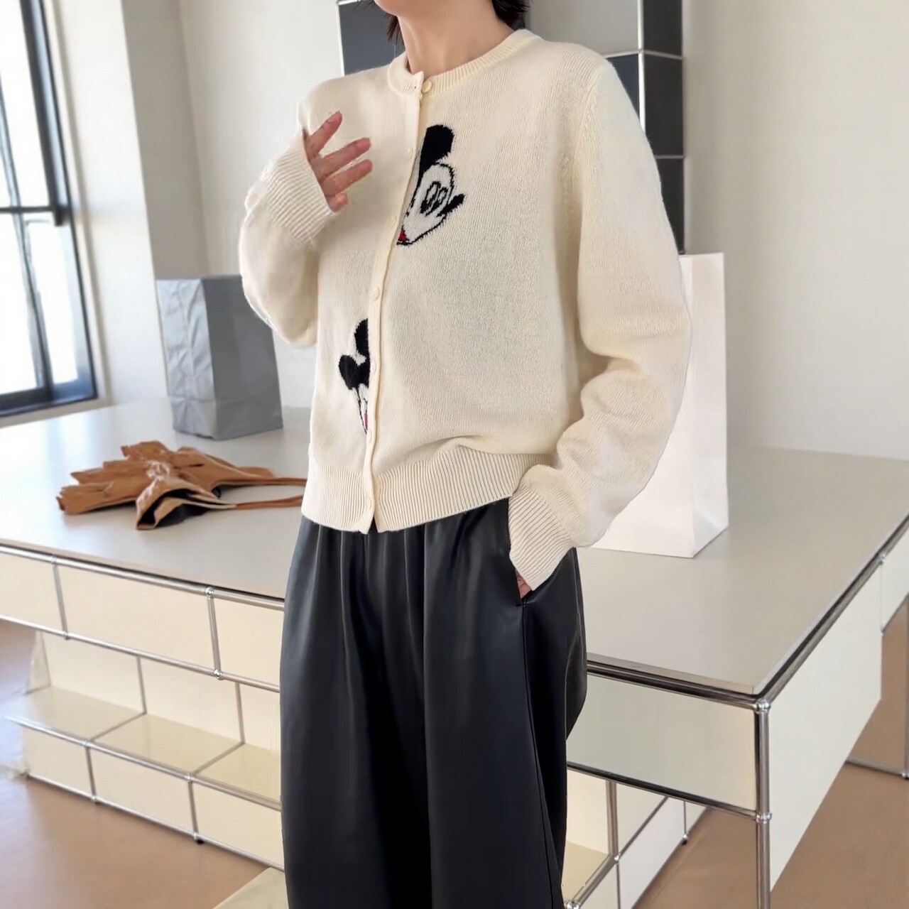 现发热销诗歌兰25121卡通开衫小版型减龄毛衣女质感舒适2025秋冬