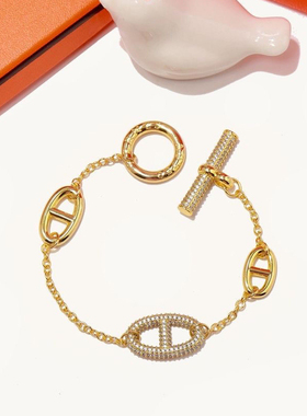 镶钻猪鼻子手链女原版精工打造