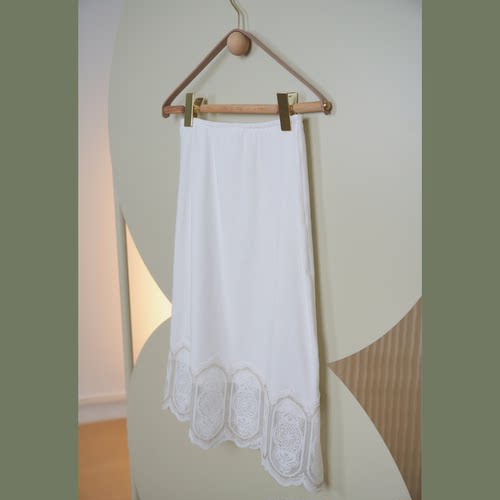 高阶复古摩登～唯美蕾丝主义的白色打底衬裙半身裙修身裙 - 图3