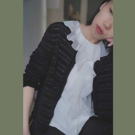 不经意间的矜持微甜清新荷叶边高级感轻柔飘逸荷叶边无袖上衣内搭