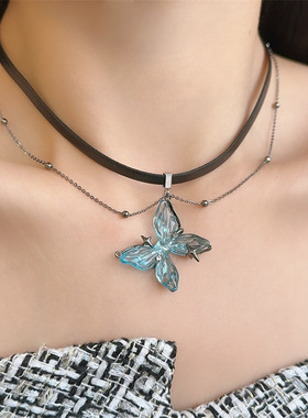 清冷感碎冰蓝蝴蝶吊坠项链女甜酷辣妹高级感简约choker锁骨链