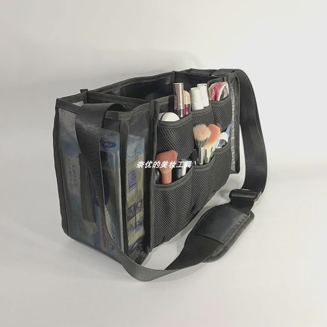 Professional crew makeup bags with large capacity slant and makeup bags