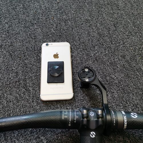 corki自行车手机背贴佳明 百锐腾行者黑鸟自行车手机背扣码表支架 - 图0