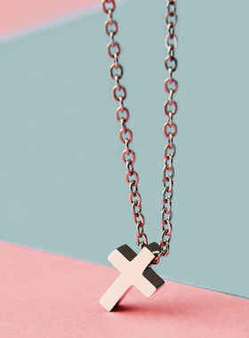 简约立体钛钢十字架玫瑰金项链