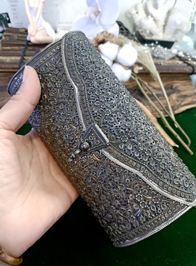 银久银饰手拿包女2025新款时尚百搭单肩斜挎包高级感小众设计包包