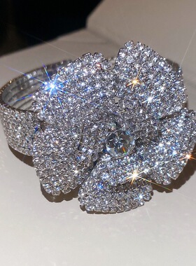 可调节满钻立体花朵手镯精致时尚手环新品轻奢高级感气质手饰40