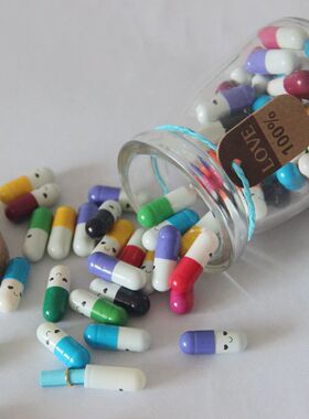 漂流瓶许愿瓶药丸创意表情胶囊