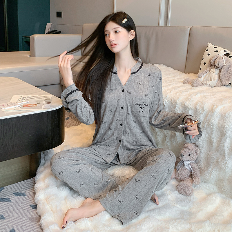 喔密哒秋款V领羊绒棉蝴蝶结印花长袖长裤睡衣套装女可外穿家居服 - 图0