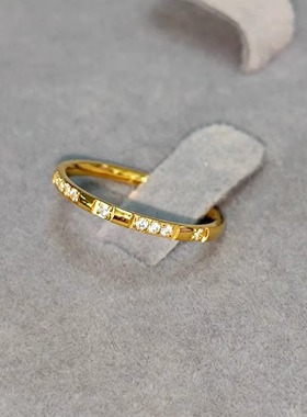 日韩小巧精致小众设计一生一世镶钻钛钢镀18K金戒指饰品食指戒女