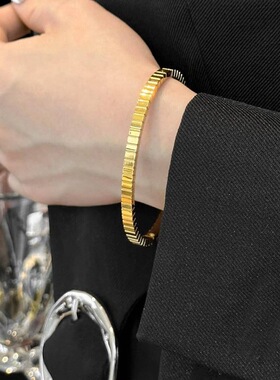 复古条纹格钛钢镀金手镯