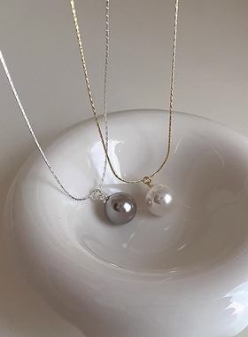 法式时髦珍珠吊坠项链女复古高级感简约通勤锁骨链钛钢不掉色颈链