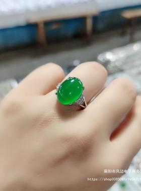 本命年绿玉髓戒指女款玛瑙鸽子石女戒镶翡翠祖母绿色开口指环礼物