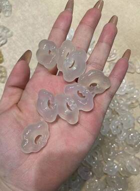 本命年玛瑙玉髓祥云锁吊坠马料香槟材质女生款晨曦玉石礼物