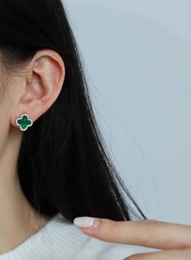 本命年玉髓玛瑙新中式锆石耳环秋冬复古时尚通勤气质百搭银针耳饰