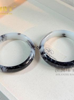 本命年和田玉青花玉手镯外蒙料黑白相间飘花玉石手镯女士俏色青花