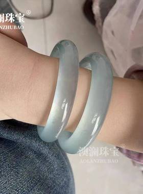 本命年高冰种水沫玉手镯石英岩玉天青冻葡萄肉玉石镯子礼物