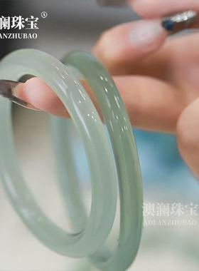 本命年8mm青风玛瑙玉髓手镯冰透浅绿色少女款手镯美人条细圆礼物