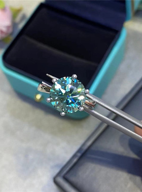 绿莫桑石经典六爪钻石戒指美国莫桑彩色钻石不掉色火彩超强送闺蜜