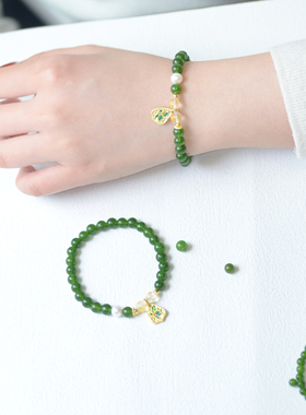 礼物手串显菠菜绿白感小众